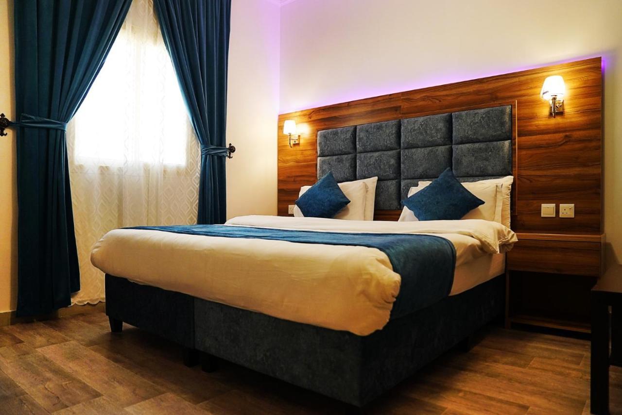 Loaloat Al Bahar Hotel 3*